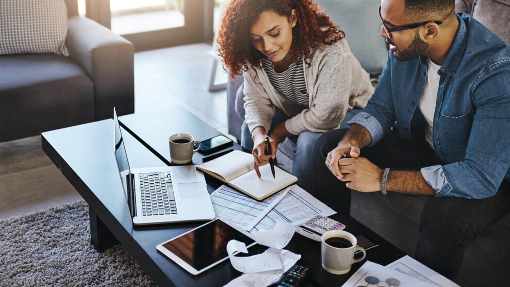 sharing bills and expenses with friends